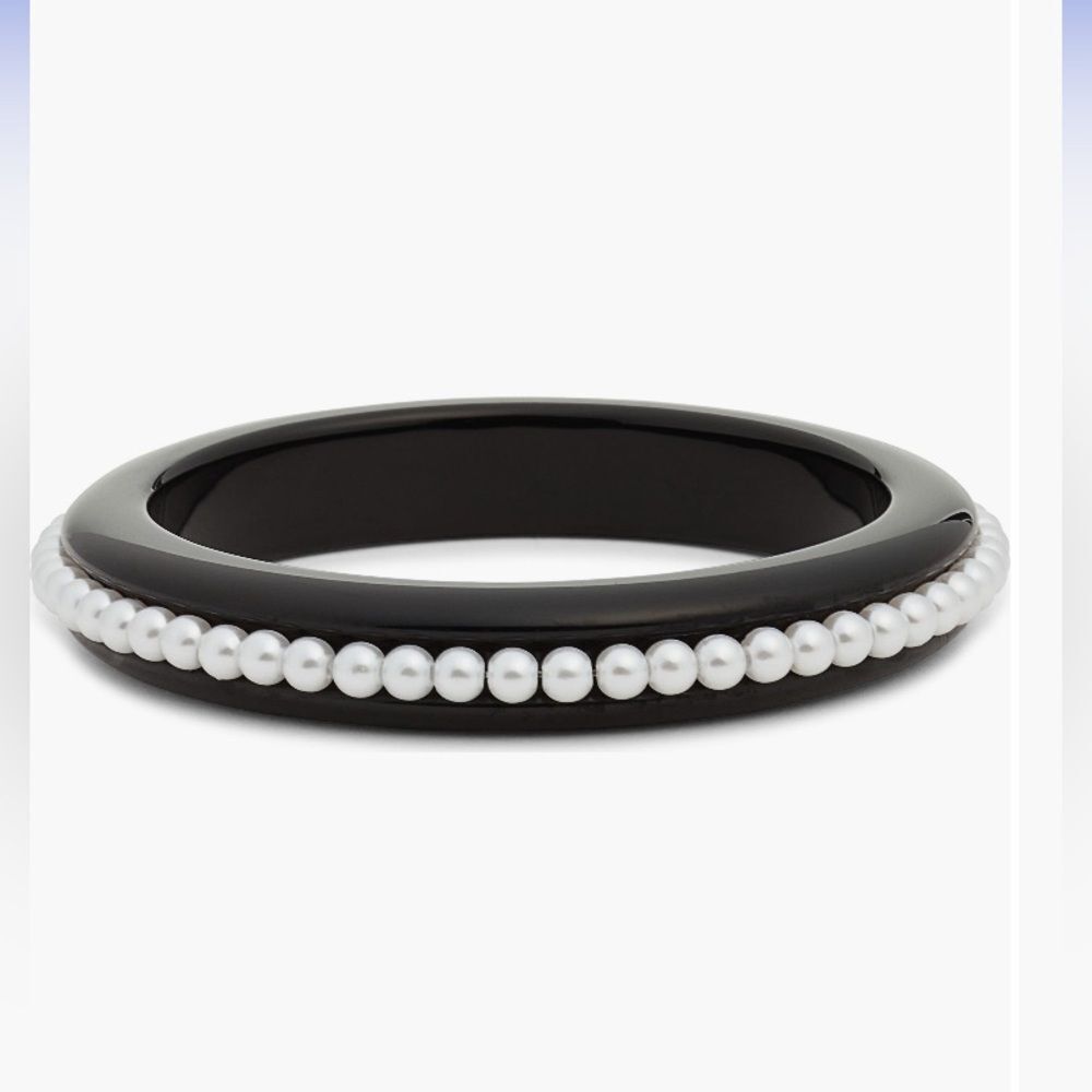 NWT *Open Edit* Faux Pearl Classic Black + White Bangle